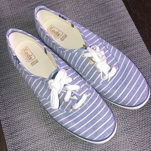Never worn brand new keds sneakers size 9